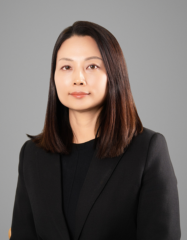 Anna Im  Associate Partner