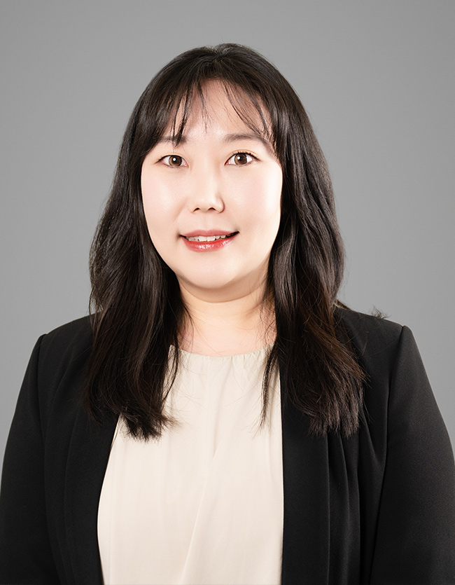 Eunice Kim  Manager